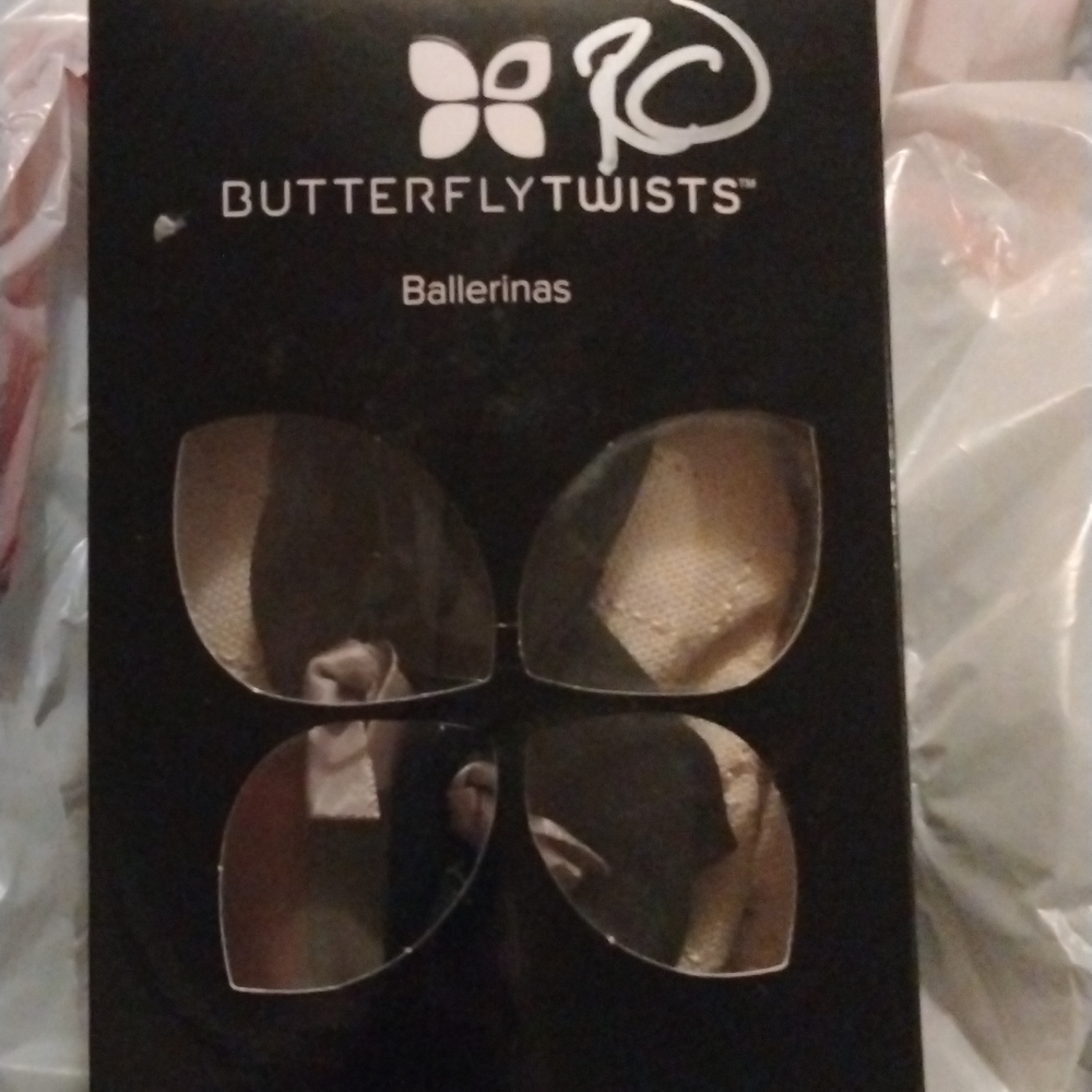 Butterfly twists/ballerinas new w tags in box sz 8 - Picture 2 of 6